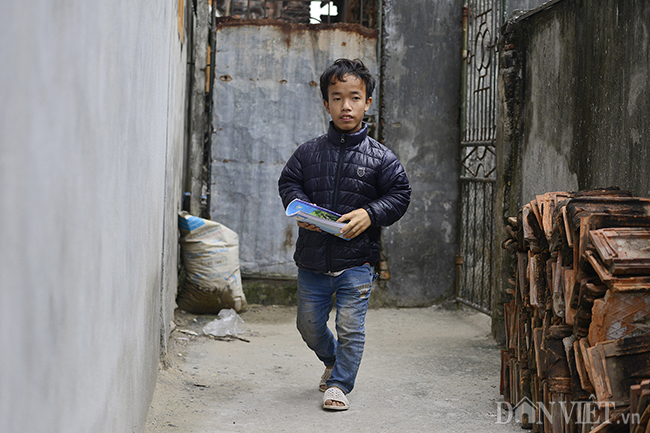 Ước mơ bữa cơm có thịt của gia đình người lùn ở Hưng Yên